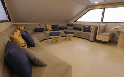 Social Areas Slide Bonita Yacht - Galagents Cruises